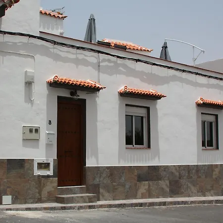 בית כפרי Bodega Oramas Arico