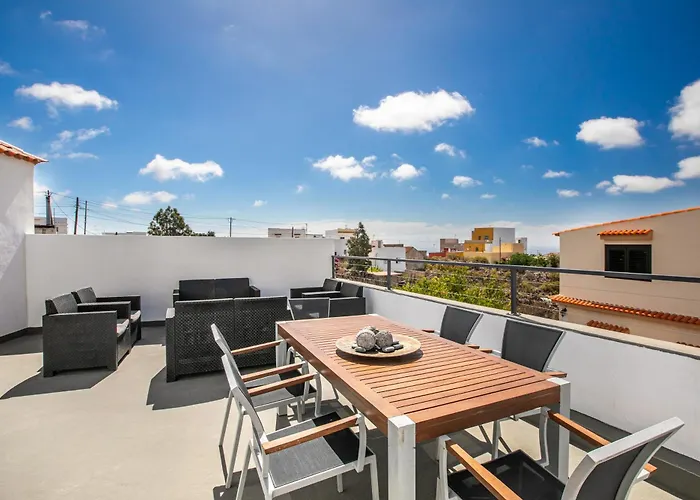 Bodega Oramas Kır Evi *