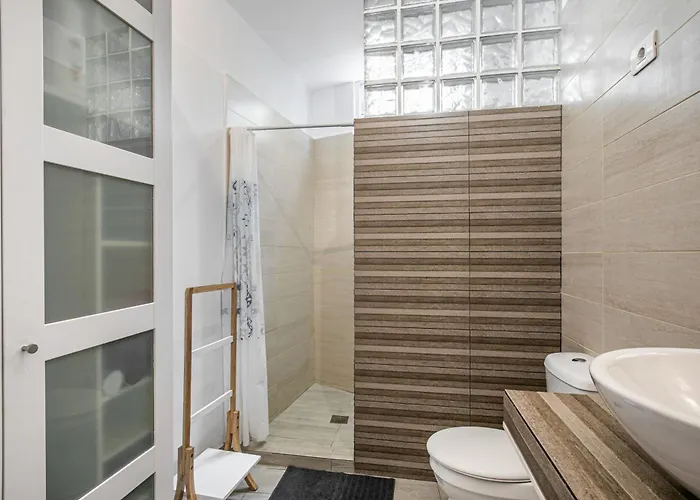 Bodega Oramas Country house *